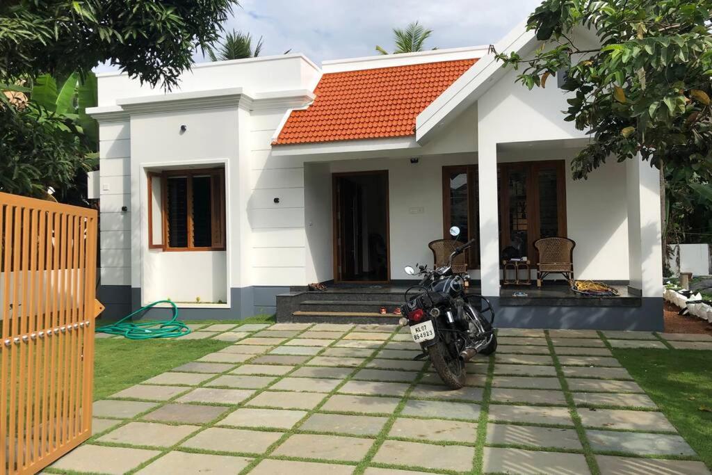 Beautiful Village House With All Facilities. Alappuzha Extérieur photo